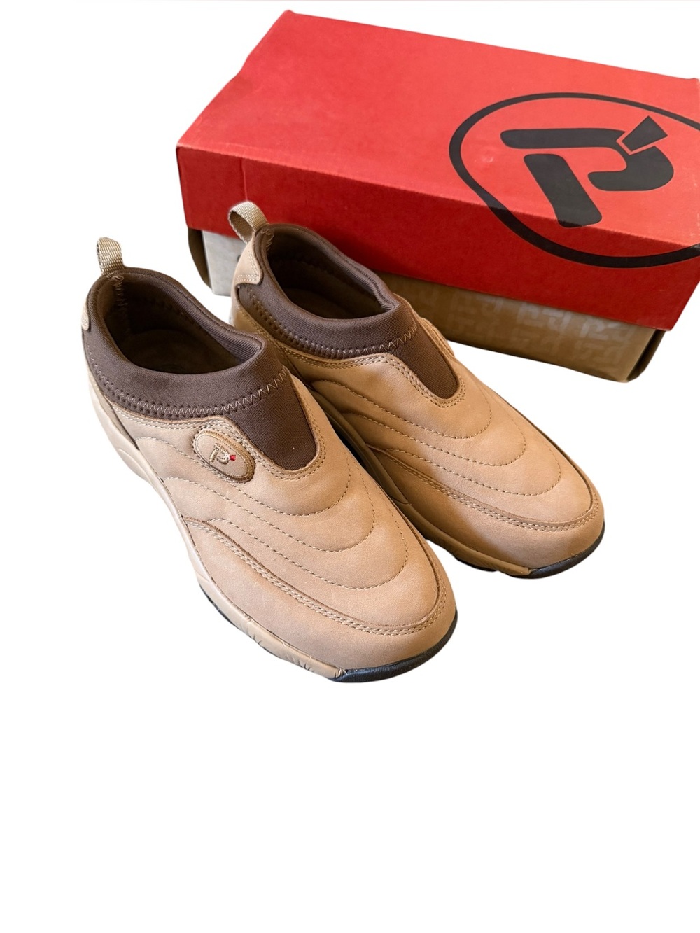 Propet Wash N Wear Slip On  Womens Size 5 B Sneakers Casual Shoes W3851SMN